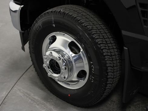 New 2026 Ford F350 Lariat AWD/4WD image 10