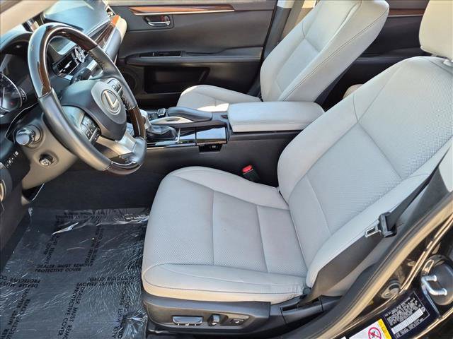 Used 2018 Lexus ES 350 w/ Navigation System Package FWD image 16