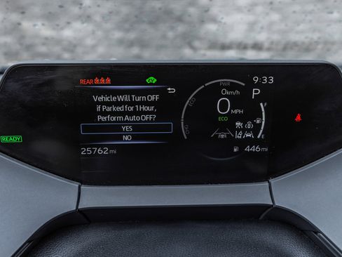 Used 2025 Toyota Prius LE image 27