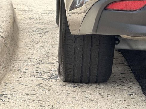 Used 2020 Chevrolet Malibu LT image 18