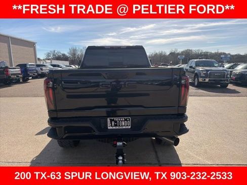 Used 2024 GMC Sierra 2500 AT4X image 14