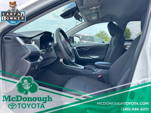 Certified 2025 Toyota RAV4 LE AWD/4WD image 3