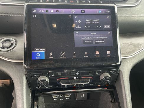 Used 2021 Jeep Grand Cherokee L Limited image 19