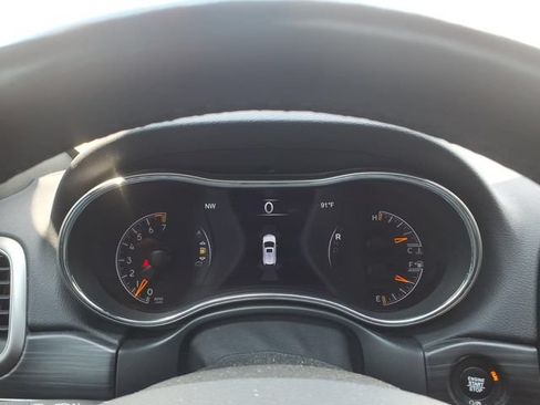 Used 2020 Jeep Grand Cherokee Limited AWD/4WD image 20