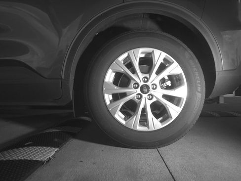 Used 2023 Ford Escape Active FWD image 20