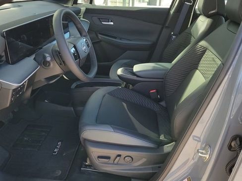 New 2026 Nissan Leaf Platinum+ w/ Cargo Package (Platinum+) FWD image 6