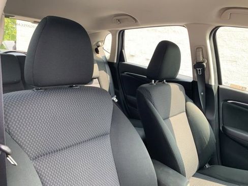 Used 2019 Honda Fit LX image 42