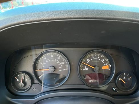 Used 2015 Jeep Patriot Sport w/ Power Value Group AWD/4WD image 12