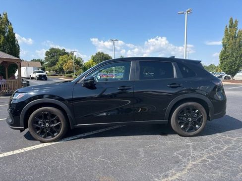 Certified 2025 Honda HR-V Sport image 9