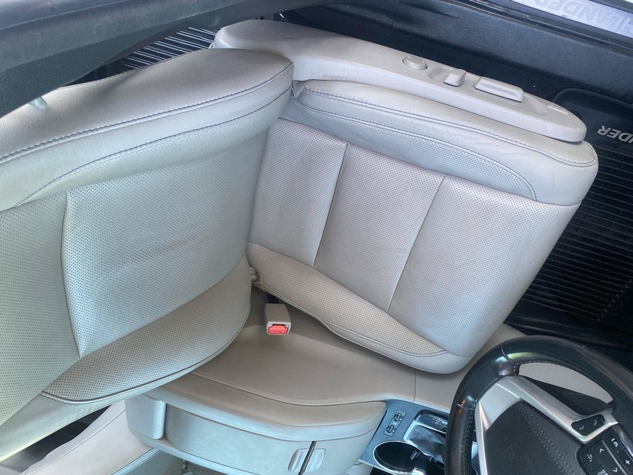 Used 2018 Toyota Highlander Limited AWD/4WD image 19