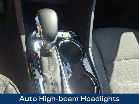 Used 2025 Buick Encore GX Preferred FWD image 12