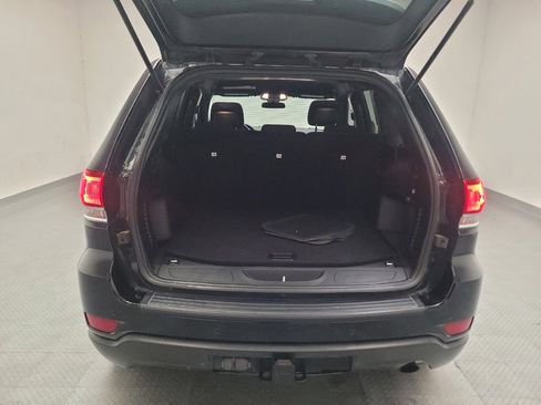 Used 2021 Jeep Grand Cherokee Laredo RWD image 29