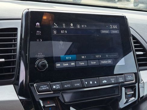 Certified 2024 Honda Odyssey EX-L image 14