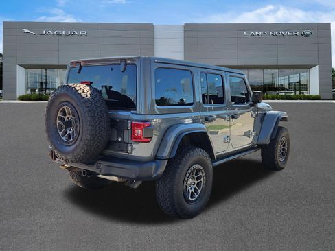 Used 2022 Jeep Wrangler Unlimited Rubicon w/ Xtreme Recon 35" Tire Package AWD/4WD image 4