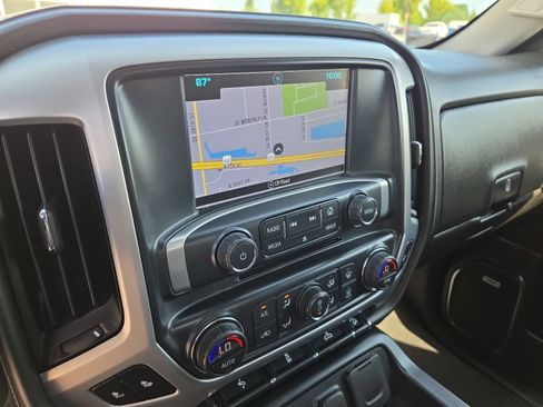 Used 2018 GMC Sierra 1500 SLT w/ SLT Premium Package AWD/4WD image 7