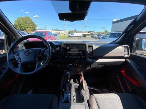 Used 2022 Nissan Frontier PRO-4X AWD/4WD image 31