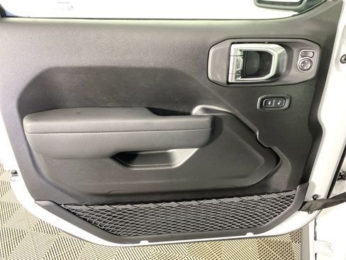 New 2026 Jeep Gladiator Mojave AWD/4WD image 11