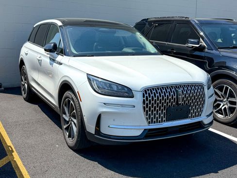 Used 2023 Lincoln Corsair AWD w/ Equipment Group 102A image 1