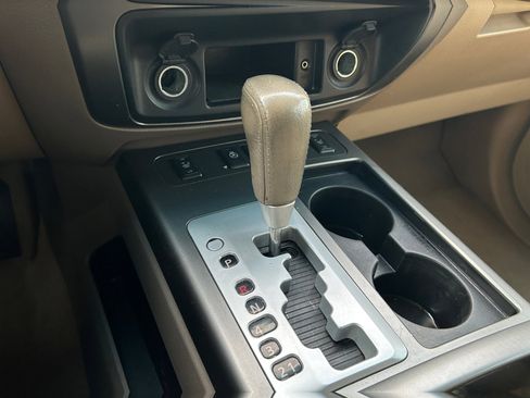 Used 2012 Nissan Armada Platinum image 20