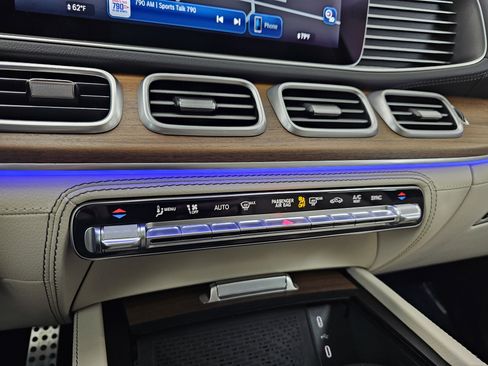 Certified 2025 Mercedes-Benz GLS 580 GLS 580 image 44