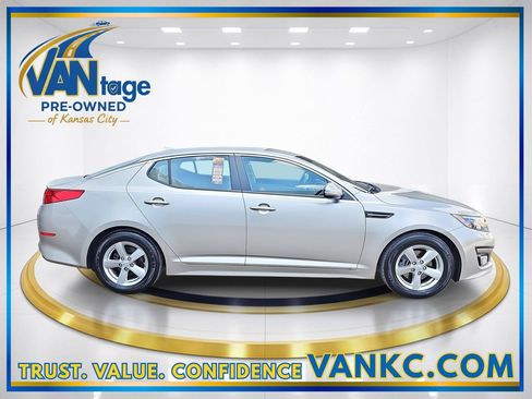 Used 2015 Kia Optima LX image 5