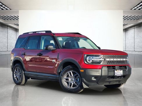 Used 2025 Ford Bronco Sport Big Bend w/ Convenience Package AWD/4WD image 2