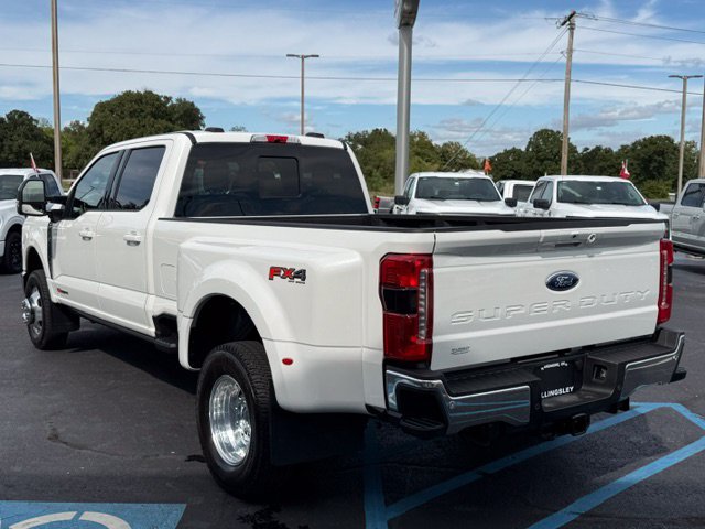 Certified 2026 Ford F350 Lariat w/ Lariat Ultimate Package AWD/4WD image 3