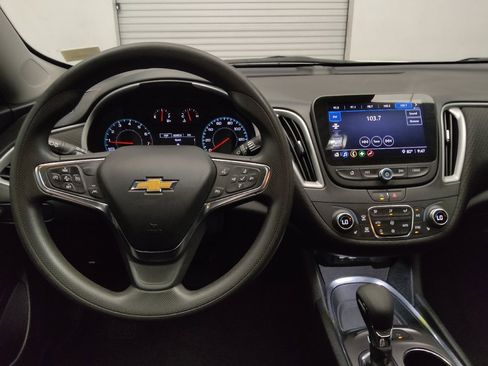 Used 2025 Chevrolet Malibu LT FWD image 22