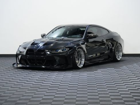 Used 2021 BMW M4 Coupe w/ Executive Package RWD image 3