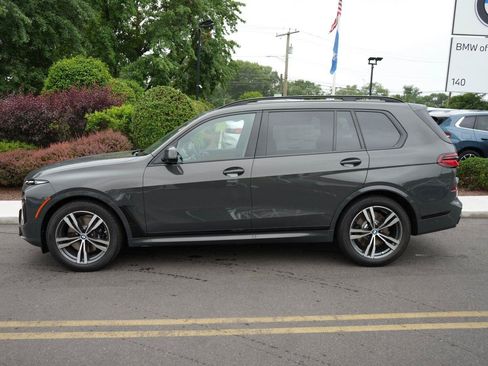 Used 2027 BMW X7 xDrive40i AWD/4WD image 18