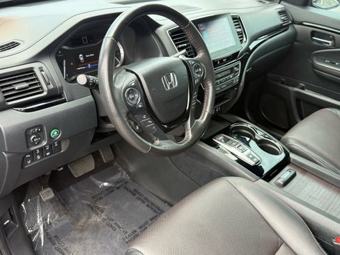 Used 2023 Honda Ridgeline Black Edition image 12