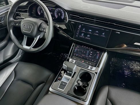 Used 2023 Audi Q7 Premium Plus w/ Premium Plus Package image 6