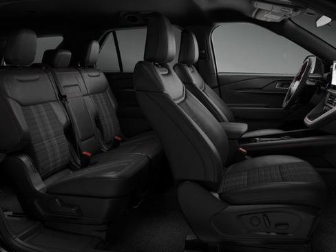 New 2026 Ford Explorer ST-Line w/ ST-Line Street Pack AWD/4WD image 31