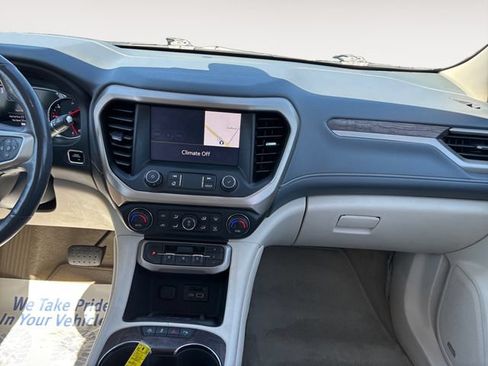Used 2020 GMC Acadia Denali w/ Denali Ultimate Package AWD/4WD image 11