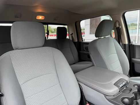 Used 2019 RAM 1500 Classic SLT AWD/4WD image 27