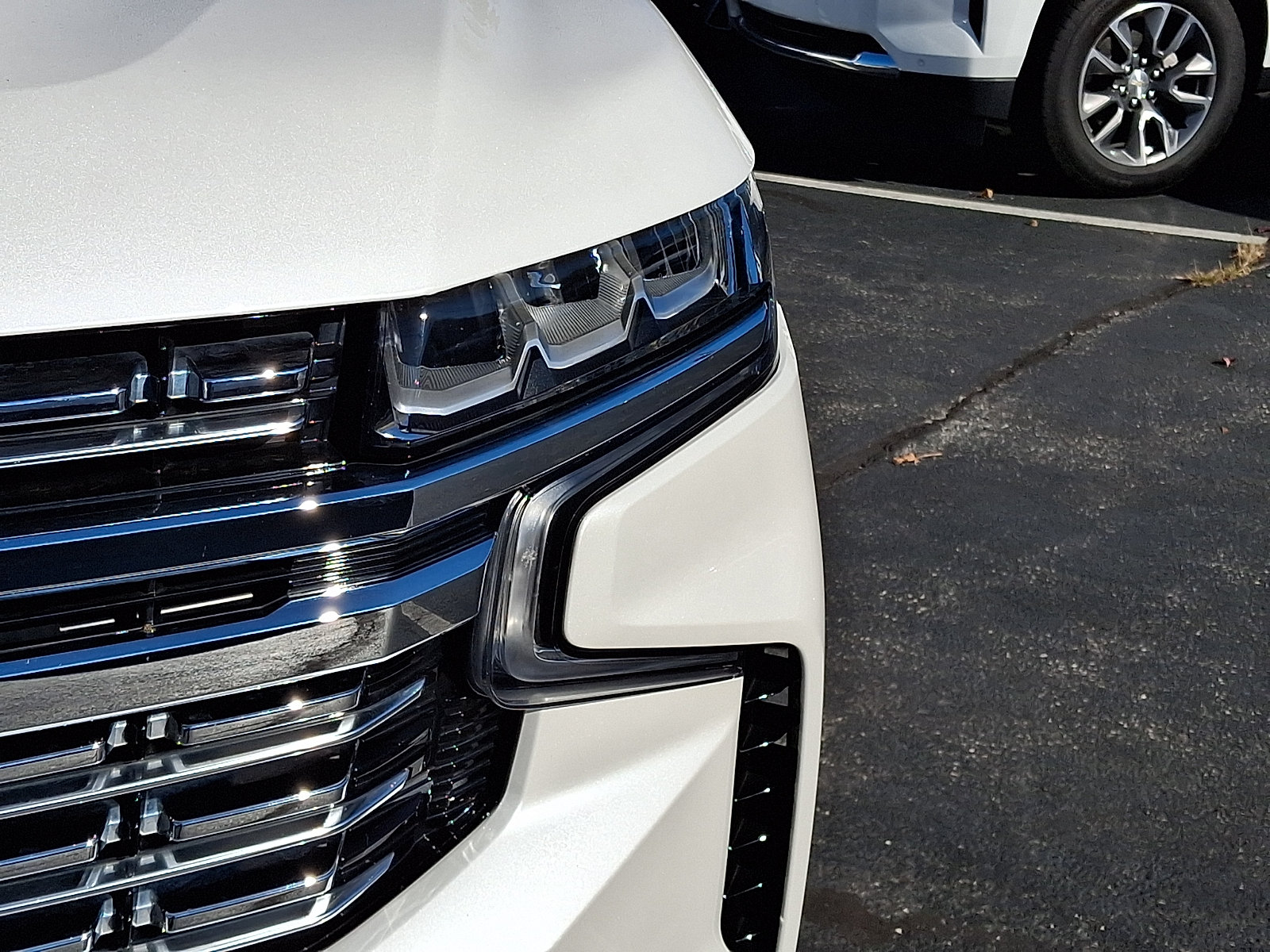 Certified 2023 Chevrolet Tahoe Premier AWD/4WD image 10