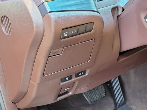 Used 2020 Lexus ES 350 Ultra Luxury w/ Accessory Package 2 FWD image 20