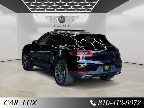 Used 2018 Porsche Macan AWD/4WD image 3