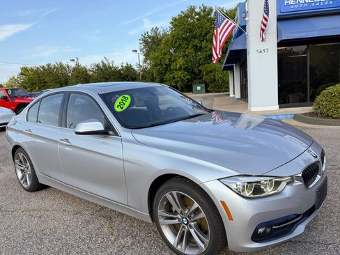 Used 2018 BMW 330i xDrive Sedan AWD/4WD image 12