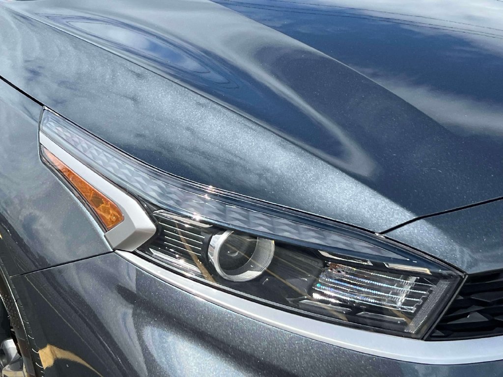 Certified 2024 Kia Forte LXS FWD image 8