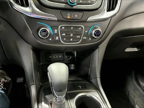 Certified 2024 Chevrolet Equinox LT w/ LPO, Floor Liner Package FWD image 15