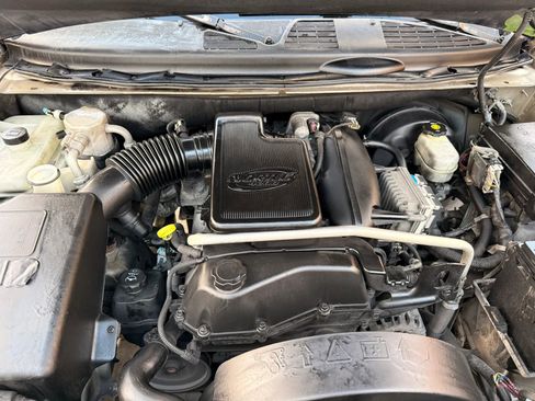 Used 2005 Chevrolet TrailBlazer LS w/ LS Preferred Equipment Group RWD image 25