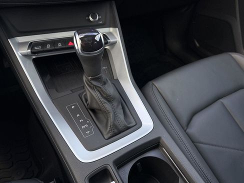 Used 2022 Audi Q3 2.0T Premium Plus w/ Premium Plus Package image 18