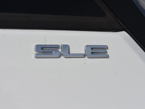 Used 2021 GMC Terrain SLE FWD image 11