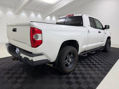 Used 2015 Toyota Tundra SR5 w/ SR5 Upgrade Package AWD/4WD image 6