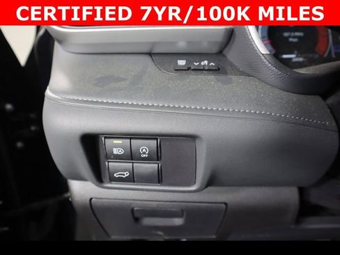 Used 2025 Toyota Highlander XSE AWD/4WD image 19