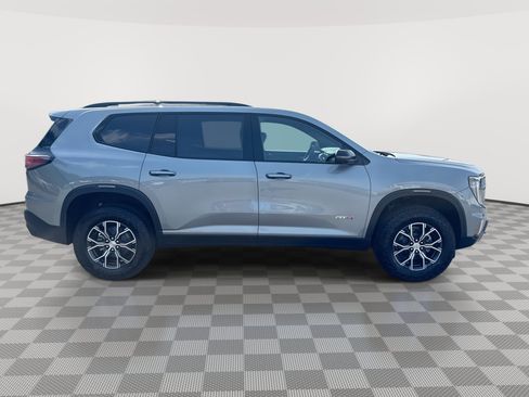 New 2026 GMC Acadia AT4 w/ Luxury Package AWD/4WD image 9