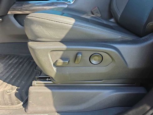 Used 2024 Chevrolet Silverado 2500 LTZ w/ LTZ Plus Package image 17