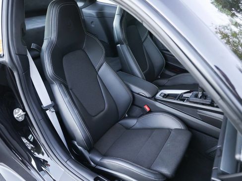 Used 2024 Porsche 911 GT3 image 89