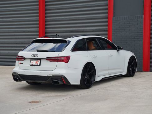Used 2022 Audi RS 6 AWD/4WD image 12
